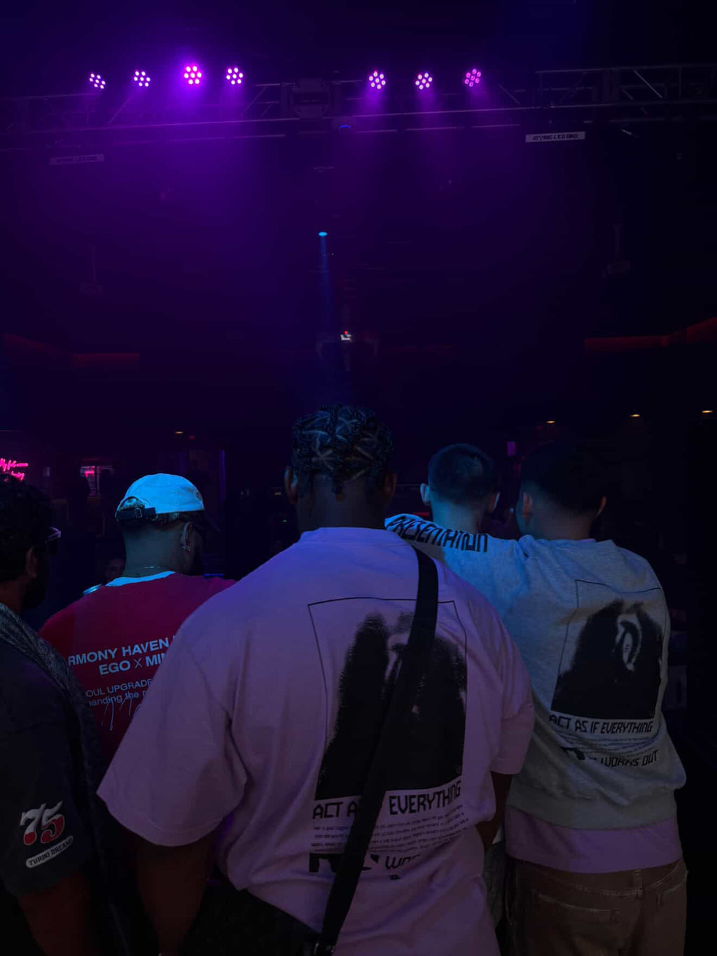 EVERYTHING WORKS OUT (T-SHIRT)